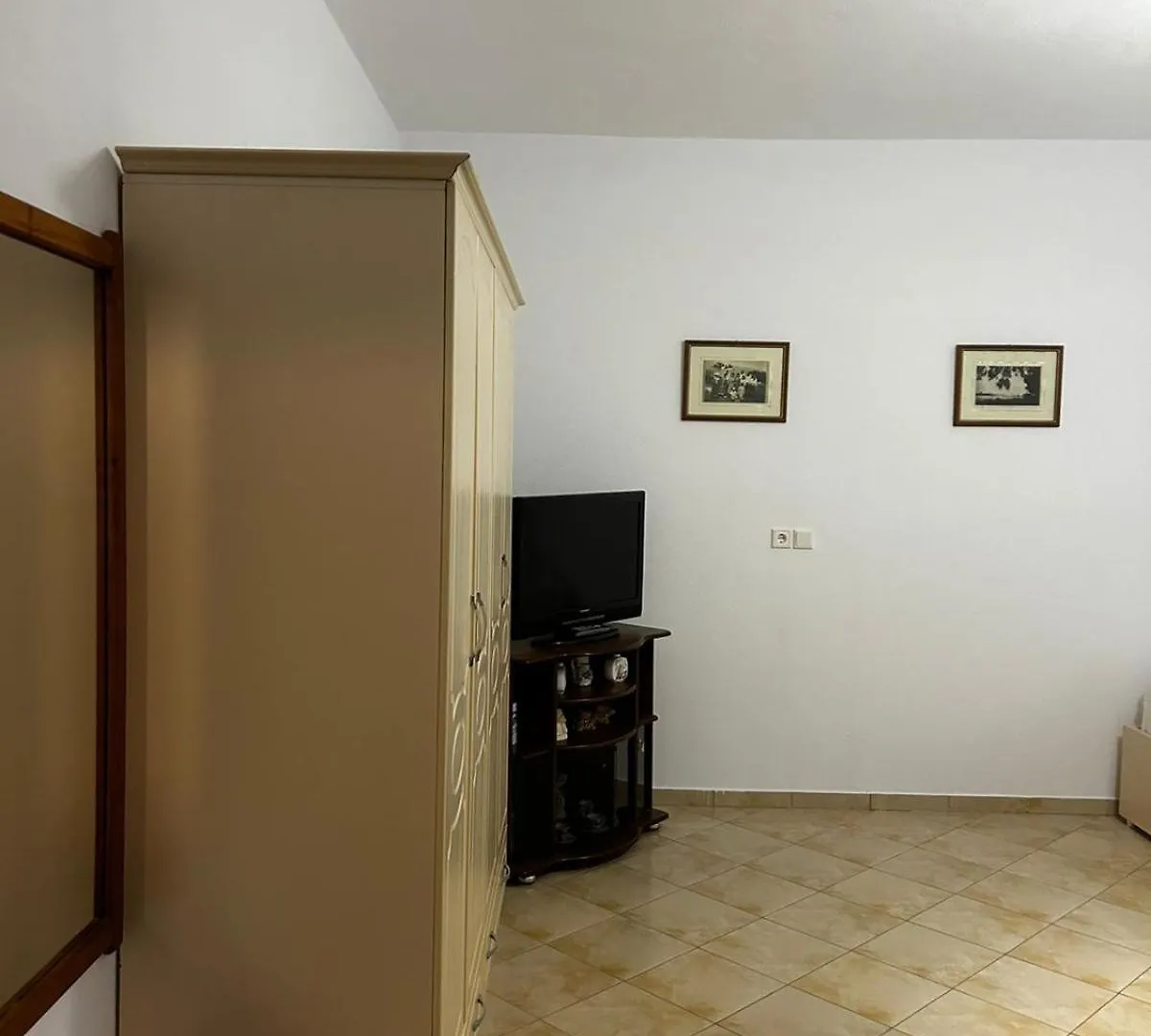 Vila Almar Ksamil Hotel